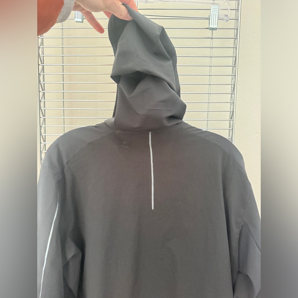 LULULEMON Men's Black Jacket - Picture 4 of 5